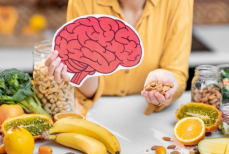 Не колбаса и не фастфуд. Назван продукт, который «убивает» мозг