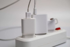 «Энергетические вампиры». Какие электроприборы тайно «накручивают» киловатты