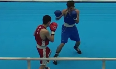 Казахстан провел два боя с Узбекистаном за день на турнире по боксу в Баку