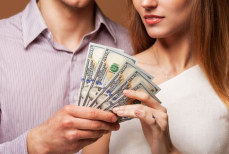 Ученые выяснили, как денежный вопрос влияет на брак