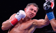 Геннадий Головкин отправил Сергея Ковалева в нокдаун