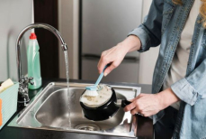 Проверьте свою кухню. Эту посуду эксперты советуют немедленно выбросить