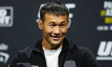 «Прожигает мне душу». Топовый боец UFC поместил фото с Рахмоновым в своей комнате