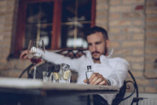 Назван самый плохой алкоголь, который пьют многие. И это не водка