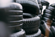 Названы пять ошибок при хранении автомобильных шин