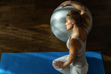 Почему тренироваться перед сном — плохая идея