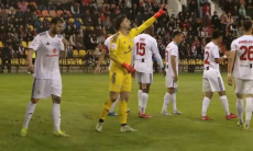 «Актобе» вымучил победу дома после отставки главного тренера