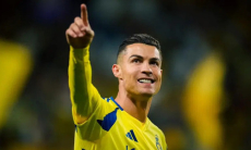 224 тысячи тенге в минуту. Стала известна зарплата Роналду по новому контракту