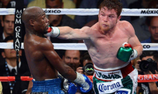 «Канело» Альварес заявил о реванше с Флойдом Мэйвезером