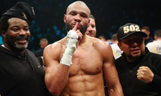 Сбежавшему от Алимханулы боксеру пообещали бой с «Канело». Известны дата и место