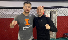 «Моя супруга вдохновляет меня». Тренер Шавката Рахмонова рассказал о жизни вне спорта