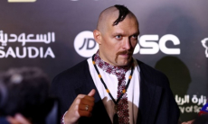 Александр Усик отреагировал на официальный анонс его боя за «абсолют»