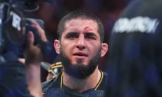 Тренер Махачева назвал двух бойцов UFC, которые круче него