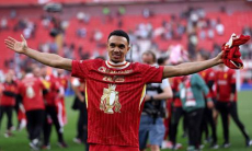 «Ливерпуль» нашел замену Александру-Арнольду в «Барселоне»