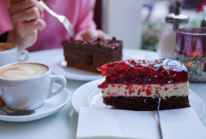 Перечислены три привычки, которые приводят к слабоумию