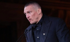 Усик получил плохую новость от WBO