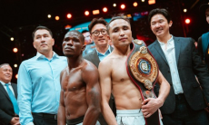 Непобежденный «Казахский воин» прошел взвешивание перед боем за титул WBA