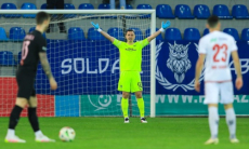 Вратарь сборной Казахстана помог «Сабаху» сыграть вничью в зарубежном чемпионате