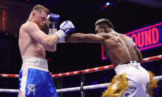 Судейским решением обернулся бой «Канело» за звание «абсолюта». Видео