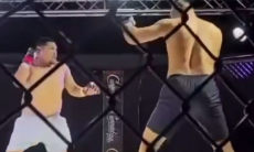 Нокаутом закончился дебютный бой чемпиона по борьбе из Кыргызстана в ММА. Видео