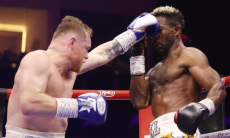 «Канело» неожиданно «записали» поражение в бою за «абсолют»