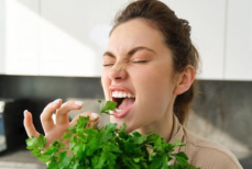 Этот продукт перед сном поможет избавиться от неприятного запаха изо рта утром