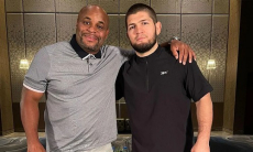 «Мы все время смеялись». Вскрылись неожиданные подробности о Хабибе Нурмагомедове