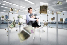 Вы боитесь денег, сами того не зная — вот как это мешает вашему успеху