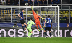 Видео семи голов матча «Интер» — «Барселона» в полуфинале Лиги Чемпионов