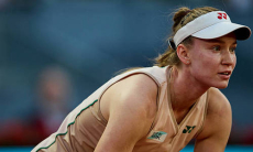 Елена Рыбакина сыграла с девятой ракеткой мира