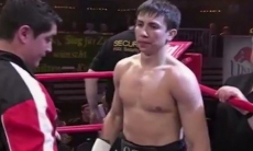 Болельщикам напомнили об историческом бое Геннадия Головкина с мощным нокаутом. Видео