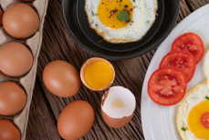 Можно ли есть сырые яйца и зачем