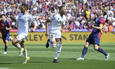 Суперкамбэком с хет-триком Мбаппе закончился матч «Барселона» — «Реал»