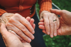 Определено изменение образа жизни, которое может отсрочить деменцию на годы