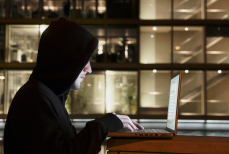 Пять популярных схем обмана казахстанцев