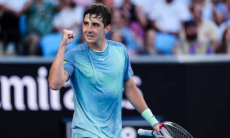 Разгромом завершился матч второй ракетки Казахстана на турнире во Франции