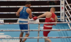 Тремя нокдаунами и нокаутом обернулся бой наследника Джалолова на Кубке мира по боксу. Видео