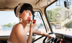 Астрологи назвали три самых соблазнительных знака зодиака