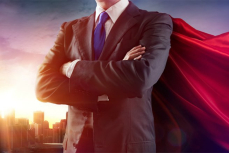 Астрологи назвали знаки зодиака, которых ждет повышение в мае