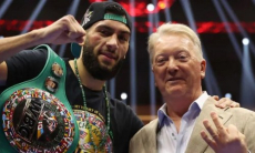 «Сбежавшему» от Алимханулы нокаутеру прочат победу над «Канело»