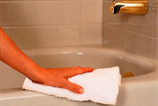 Раскрыты способы сделать ванну идеально чистой без повреждения эмали