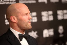 Названы самые привлекательные для женщин мужские черты