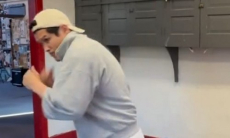 Данияр Елеусинов провёл уникальную тренировку в США. Видео