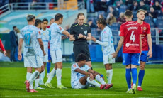 Экс-арбитр ФИФА вынес вердикт скандальному моменту с Нуралы Алипом