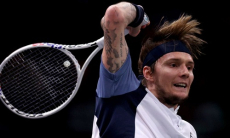 Лучший теннисист Казахстана совершил мощный камбэк после «баранки»