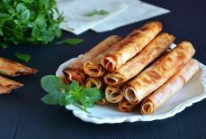 Трубочки из лаваша — прекрасный десерт из четырех ингредиентов