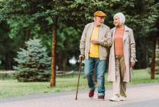 Спортивный врач назвала четыре активности, полезные для людей старше 65