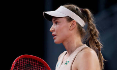 Елена Рыбакина ухудшила положение в чемпионской гонке WTA