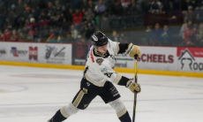 Команда казахстанца вышла в финал плей-офф заокеанской лиги