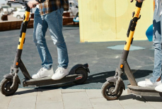 В Казахстане предлагают вновь пересмотреть скоростные ограничения для электросамокатов